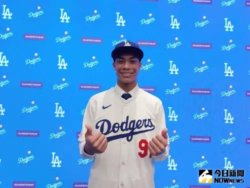 ▲柯敬賢今（4）日正式完成旅美生涯首場比賽，於新人聯盟面對克里夫蘭守護者，單場3打數敲出2支安打，首安擊球初速就高達105.1英哩（約169公里），讓球迷高呼「台灣賈吉（Aaron Judge）來了！」（圖／NOWnews資料照）