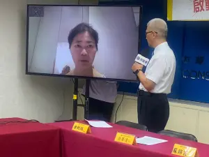 寶林茶室案唯一的重症倖存者黃舒君以視訊畫面在記者會上說明近況,她提到,該起中毒案已經造成身心莫大傷害,甚至讓她對外食有陰影。(圖/官方提供) ▲寶林茶室案唯一的重症倖存者黃舒君以視訊畫面在記者會上說明近況,她提到,該起中毒案已經造成身心莫大傷害,甚至讓她對外食有陰影。(圖/官方提供)
