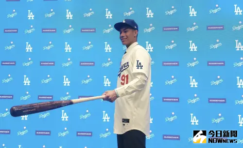 影／柯敬賢當救世主！炸裂本季第3轟＋3打點　同場道奇塞揚OPS破1