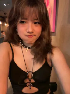▲梧桐妹穿搭尺度有所突破,賈靜雯按讚力挺女兒。(圖/梧桐妹Threads) ▲梧桐妹穿搭尺度有所突破,賈靜雯按讚力挺女兒。(圖/梧桐妹Threads)