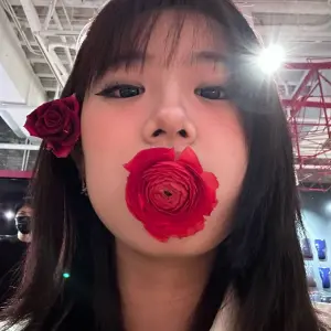 ▲▼梧桐妹行事風格忠於自我,輿論呈現兩極看法。(圖/梧桐妹IG) ▲▼梧桐妹行事風格忠於自我,輿論呈現兩極看法。(圖/梧桐妹IG)