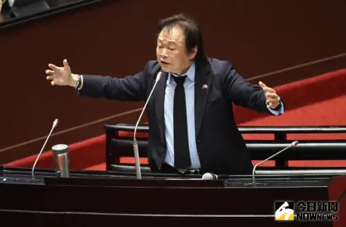 王世堅為何向郭智輝開砲?媒體人揭內幕:綠營內有人要賴清德死心