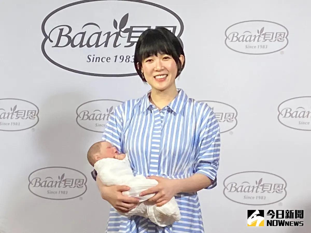 ▲孫可芳懷孕胖了28公斤，產後2個月首復出，透露帶娃崩潰和老公劉冠廷抱著痛哭。（圖／記者林奕如攝影）