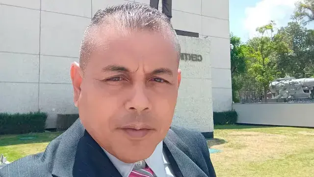 ▲墨西哥南部格雷羅州科帕拉市（Copala）的新科市長當選人弗洛雷斯（Salvador Villalba Flores）於昨（17）日遭到槍殺身亡。（圖／翻攝自X）