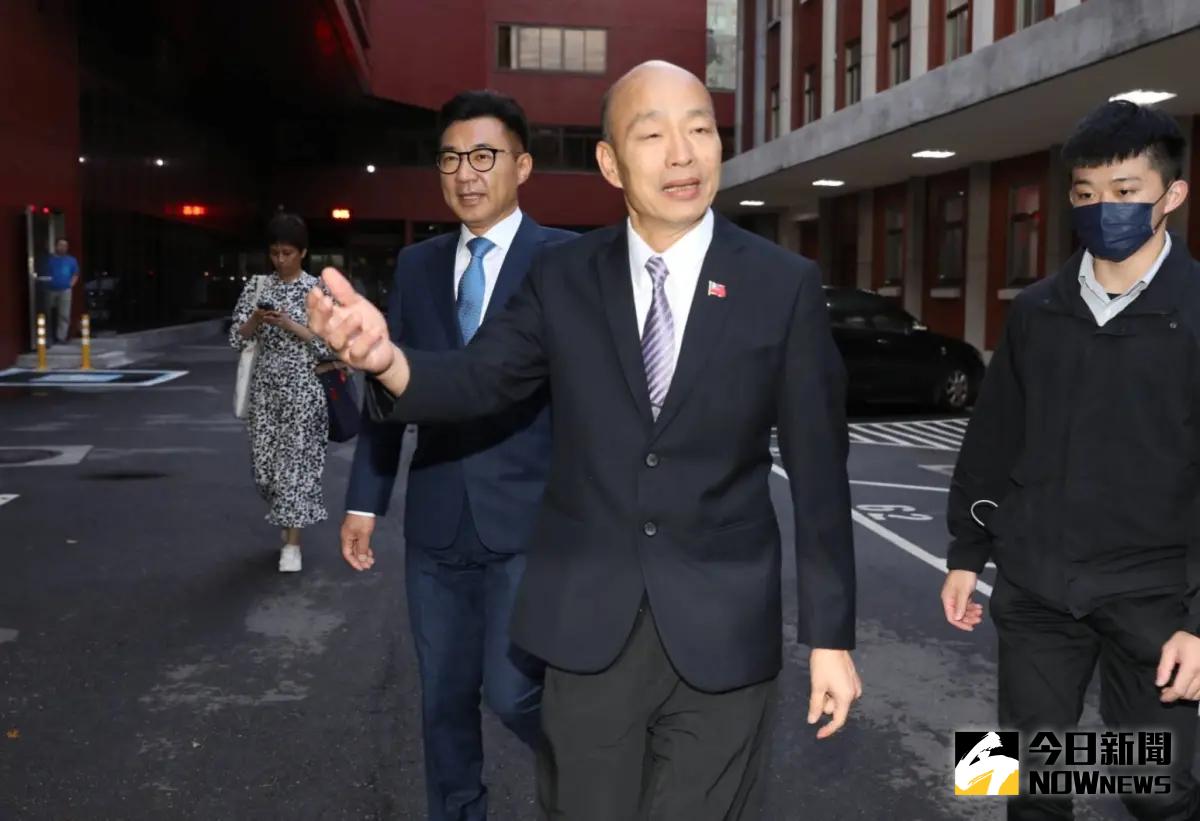 ▲黃揚明認為，現在放出韓國瑜好感度民調，就是要「捧韓殺盧」。（圖／資料照片）