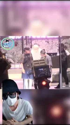 ▲大陸狗仔拍到陳曉和陳妍希私人行程,果然夫妻都沒同框。(圖/百度直播) ▲大陸狗仔拍到陳曉和陳妍希私人行程,果然夫妻都沒同框。(圖/百度直播)