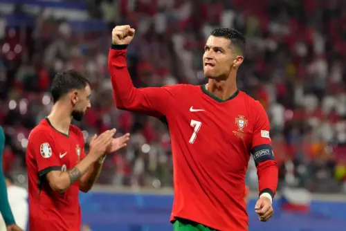 ▲葡萄牙球興C羅 (Cristiano Ronaldo)成為第一位六次參加歐國盃的球員，寫下史無前例紀錄。（圖／美聯社／達志影像）