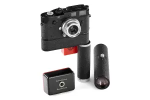 ▲第44屆徠茲相機拍賣會，1958年產徠卡黑漆版MP2相機拍出156萬歐元，約為5424萬元台幣。（圖／官方提供）