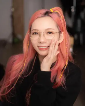 小六表示,滴妹跟I.C Charlie查理與此事無關。(圖/翻攝滴妹 IG) ▲小六表示,滴妹跟I.C Charlie查理與此事無關。(圖/翻攝滴妹 IG)