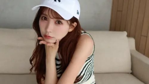 三上悠亞加盟夢想家啦啦隊！暴牙黑臉照曝光　粉絲驚訝：變化超大
