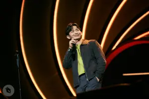 ▲床的世界2024曾博恩X賀瓏單口喜劇世界巡迴《賀博台瘋》登台北小巨蛋。(圖/薩泰爾娛樂提供) ▲床的世界2024曾博恩X賀瓏單口喜劇世界巡迴《賀博台瘋》登台北小巨蛋。(圖/薩泰爾娛樂提供)