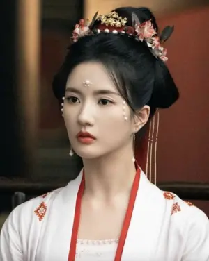 ▲劉些寧飾演「姜若瑤」,是劇中反派,但化起珍珠妝仍讓觀眾大讚「太美了」。(圖/翻攝自微博) ▲劉些寧飾演「姜若瑤」,是劇中反派,但化起珍珠妝仍讓觀眾大讚「太美了」。(圖/翻攝自微博)
