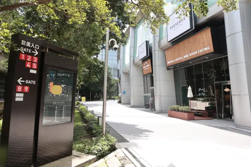 ▲台北大巨蛋SOGO「遠東Garden City-潮美食公園」。（圖／記者葉政勳攝）