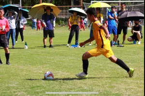 ▲安聯小小世界盃總決賽，Attackers FC U12的吳裕威踢進PK賽的第一顆球。（圖／賽會提供）