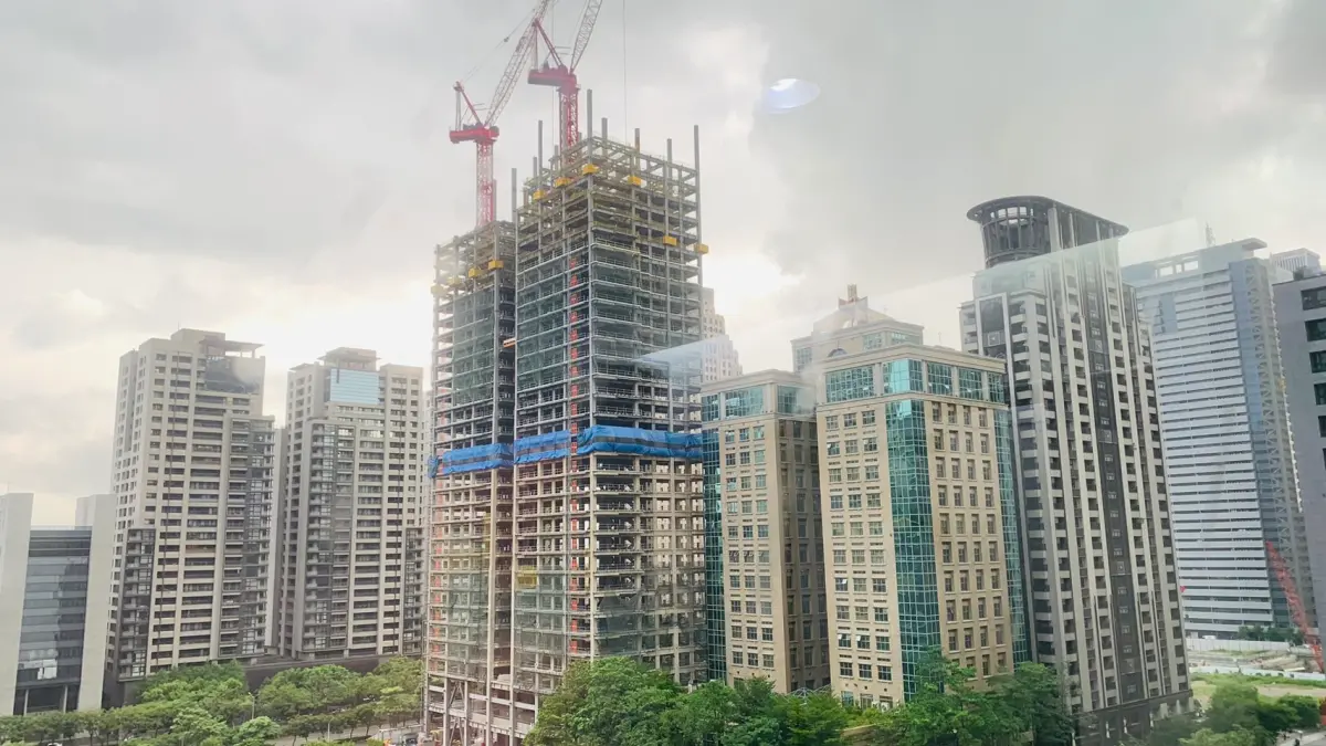 ▲房價那麼高，現在買房子得準備多少頭期款才夠？房仲統計台北人得自備691萬元最慘。（圖／記者顏幸如攝，2024.06.25）