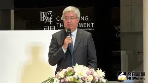 ▲京城銀行蔡炅廷副董事長代表主力贊助京城集團前來見證《瞬間》特展名作開箱。(圖/記者陳美嘉攝,2024.06.25) ▲京城銀行蔡炅廷副董事長代表主力贊助京城集團前來見證《瞬間》特展名作開箱。(圖/記者陳美嘉攝,2024.06.25)