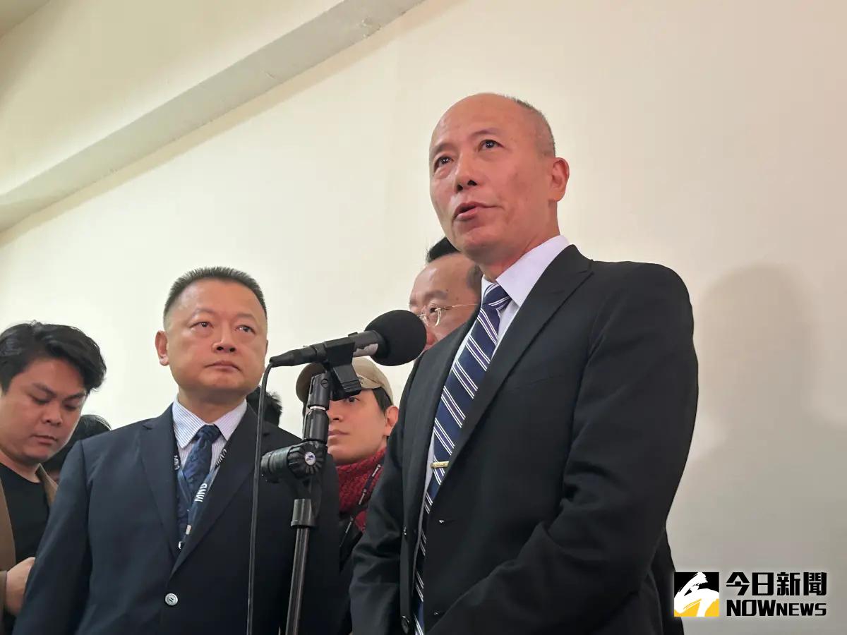 ▲退役少將栗正傑認為，共機擾台數量越來越多且密集，距離也越來越近，搞不好哪一天會由演轉戰，這點他跟參謀總長梅家樹的看法一樣。（圖／資料照片）