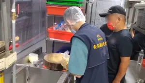 共享烤鮮蚵吃到飽瀉到虛脫！台中燒烤店疑食物中毒6人送醫
