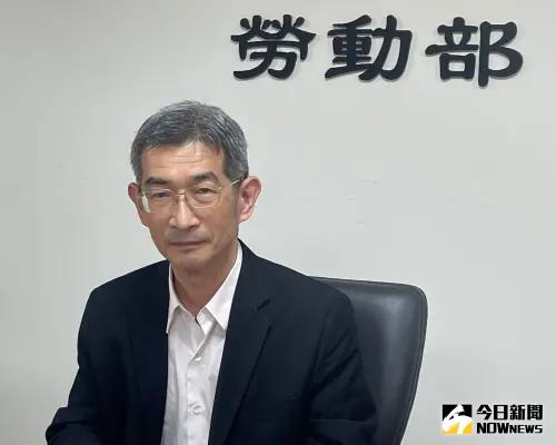 勞動條件及就業平等司長黃維琛。 ▲黃維琛表示,最低工資審議會暨諮詢會聯席會議並無討論明年最低工資是否調升及其漲幅。(圖/記者林則澄攝,2024.06.26)