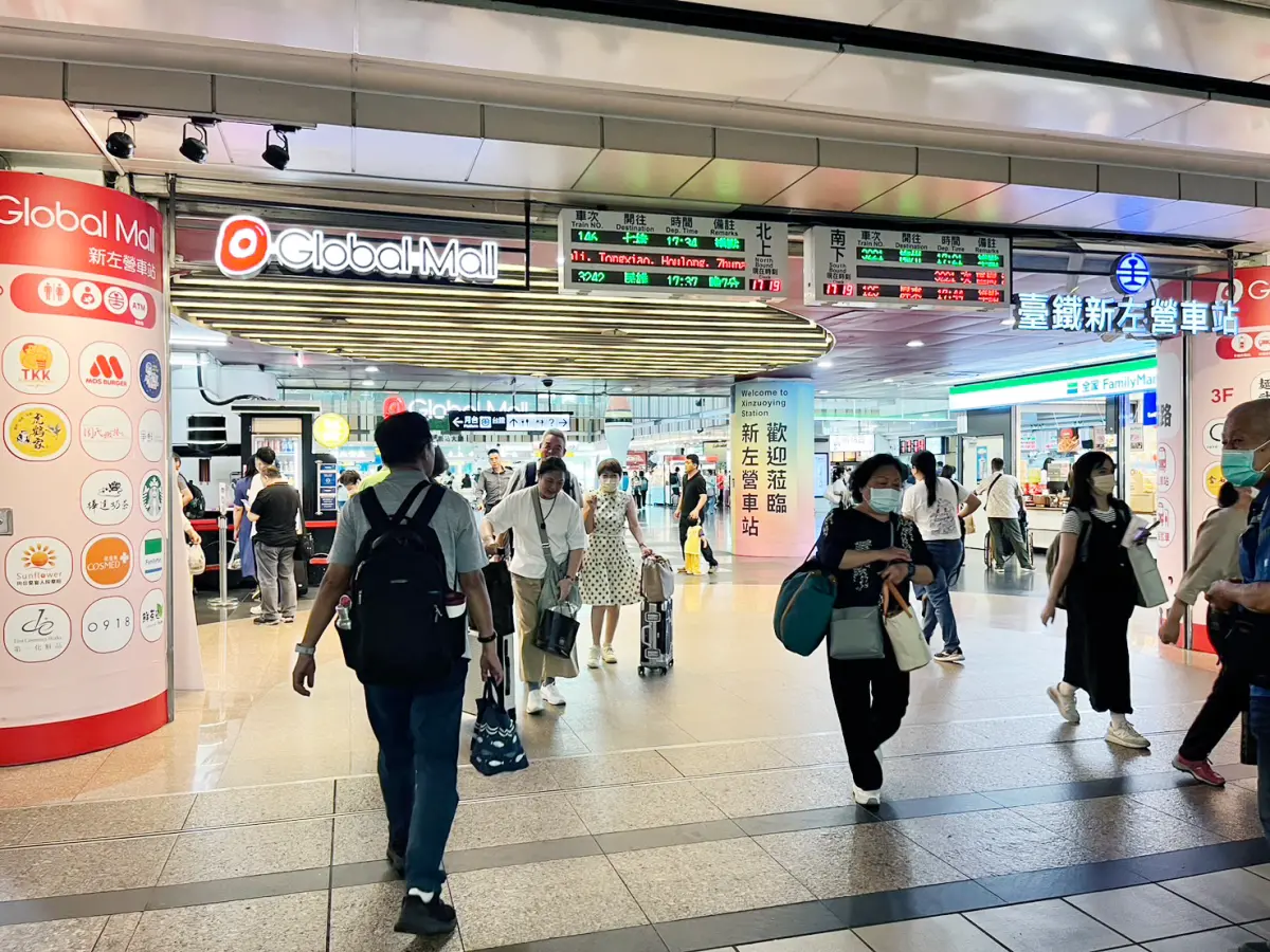▲台鐵表示，環球購物中心(Global Mall)新左營車站營運績效佳，優先續約5年。（圖／台鐵提供）