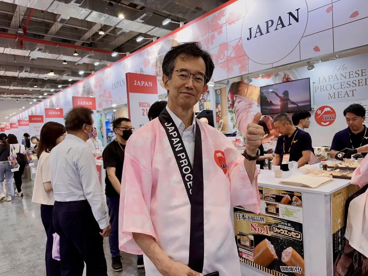 ▲日本肉類加工品出口協議會專務理事強谷雅彥，親自來台向台灣業者進行介紹，表示對台灣市場十分看好。（圖／品牌提供）