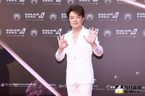 歌王翁立友曾退歌壇！回老家拉保險、賣大閘蟹　出道血淚史曝光
