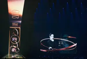 ▲李玟出現在金曲獎頒獎典禮大螢幕上，現場觀眾鼻酸。（圖/台視提供）