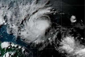 颶風「貝羅」逼近！加勒比海急做防災　示警：不是開玩笑的
