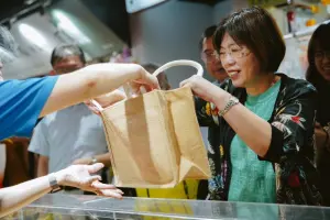 買菜自己「袋」！環境部祭3招推動減塑　全國47處傳統市場響應
