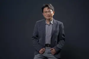 ▲江坤俊常登上綜藝節目,螢光幕前形象良好。(圖/江坤俊臉書) ▲江坤俊常登上綜藝節目,螢光幕前形象良好。(圖/江坤俊臉書)