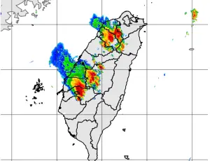 大雷雨警戒/國家警報響!「高雄市5區」雷雨狂炸 持續下到入夜