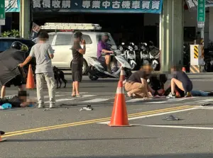 台南嚴重車禍！2機車過路口搶黃燈　下秒猛撞釀1騎士臉部濺血送醫
