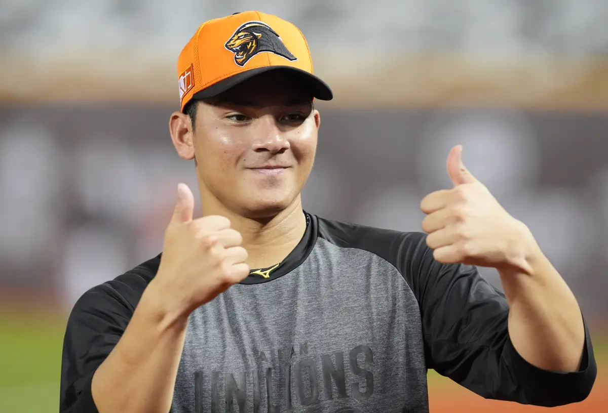 ▲統一獅內野手陳聖平，在8局下的第4個打席，敲出一游間穿越滾地球，成為個人在中職的首支安打。（圖／統一獅提供）