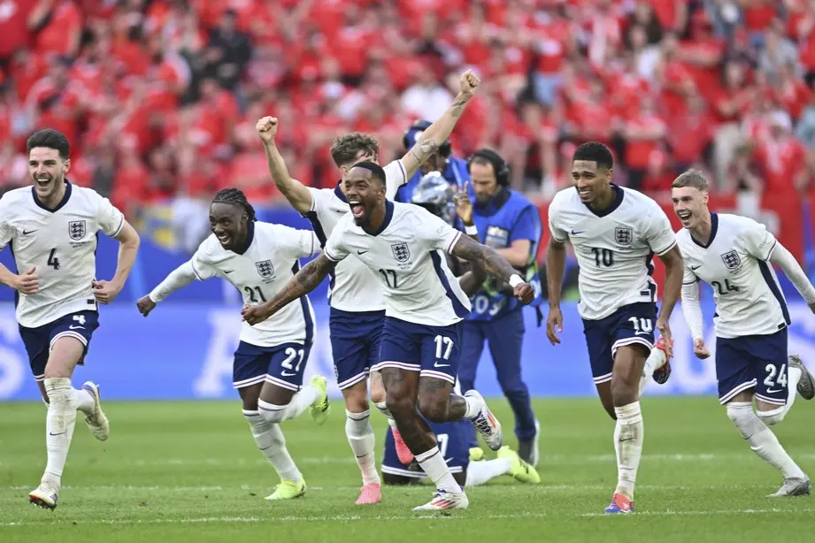 ▲「三獅軍團」英格蘭在歐國盃有機會奪冠，球迷瘋狂搶門票，導致柏林飯店住房費上漲。（圖／美聯社／達志影像）