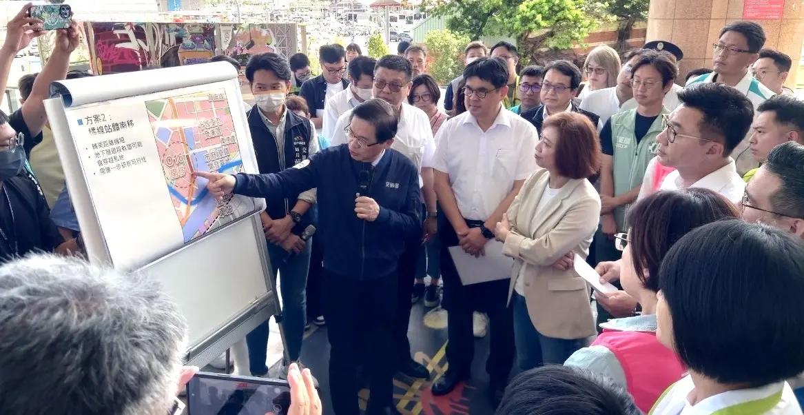 ▲交通部長李孟諺向立院交通委員會和地方民代進行台中捷運規劃簡報。（圖／何欣純辦公室提供，2024.07.08）