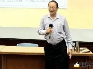 ▲中油煉製事業部大林煉油廠廠長廖本源致詞。(圖／記者黃守作攝)