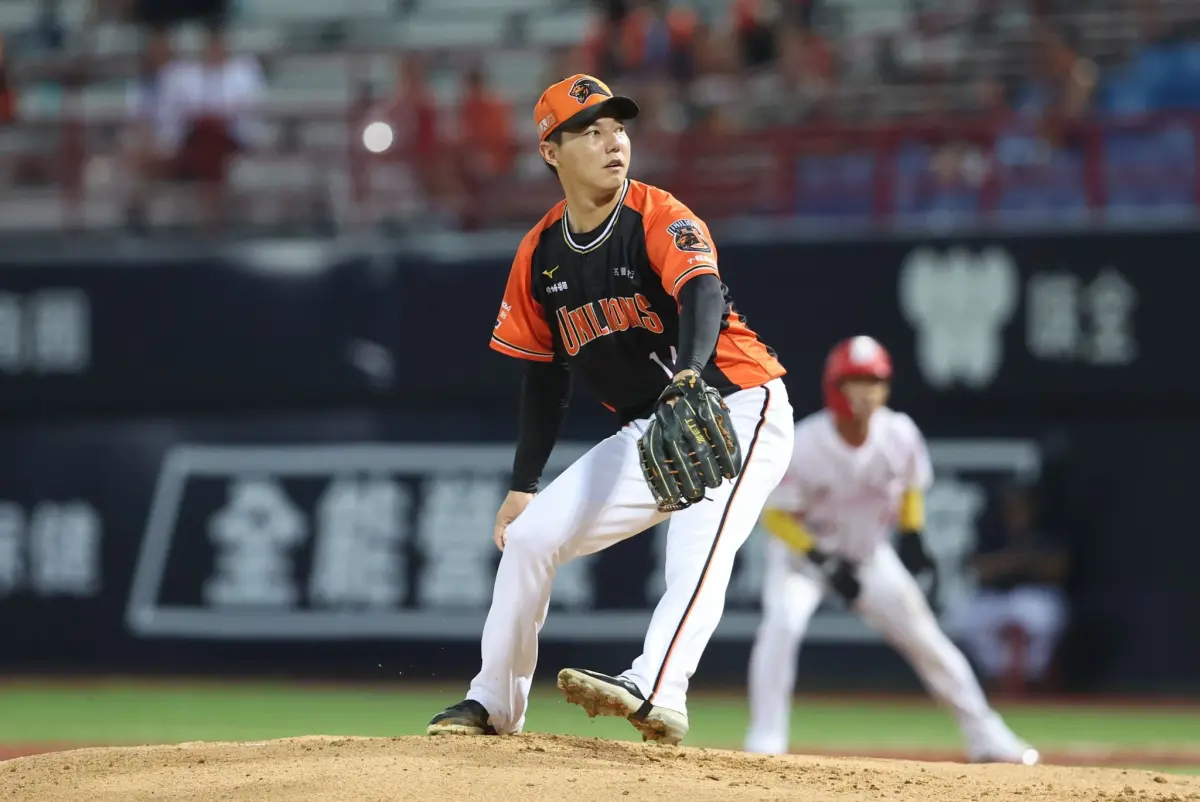 ▲統一獅先發投手郭俊麟面對味全龍，主投9局被敲7支安打沒有失分，飆出生涯首場完封勝。（圖／統一獅提供）