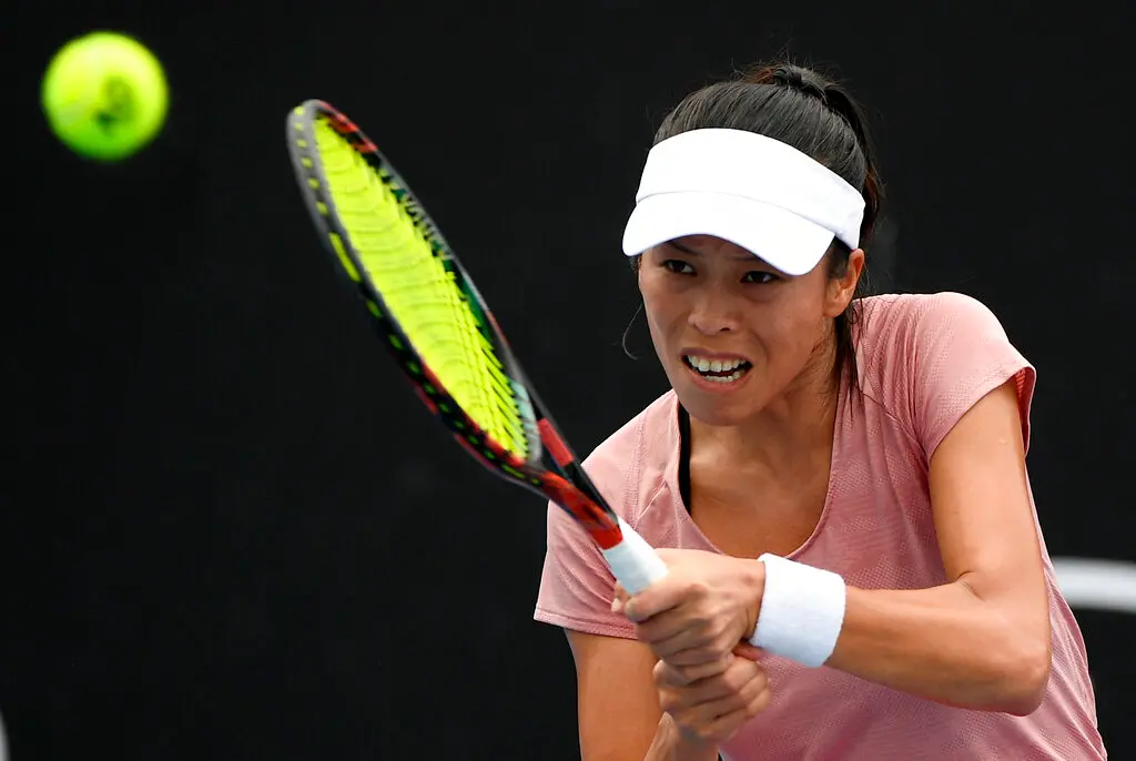 台灣網球一姊謝淑薇備戰巴黎奧運，也將參與開幕儀式，合拍小將曹家宜。（圖／美聯社／達志影像）