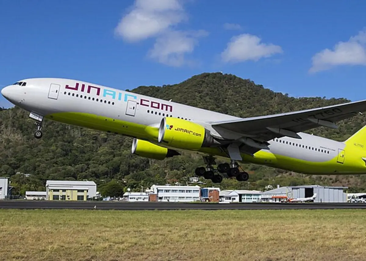 ▲務安機場將關閉至明年1月7日，來往台灣與務安的航空公司真航空已取消18航班。（圖／翻攝自官網）