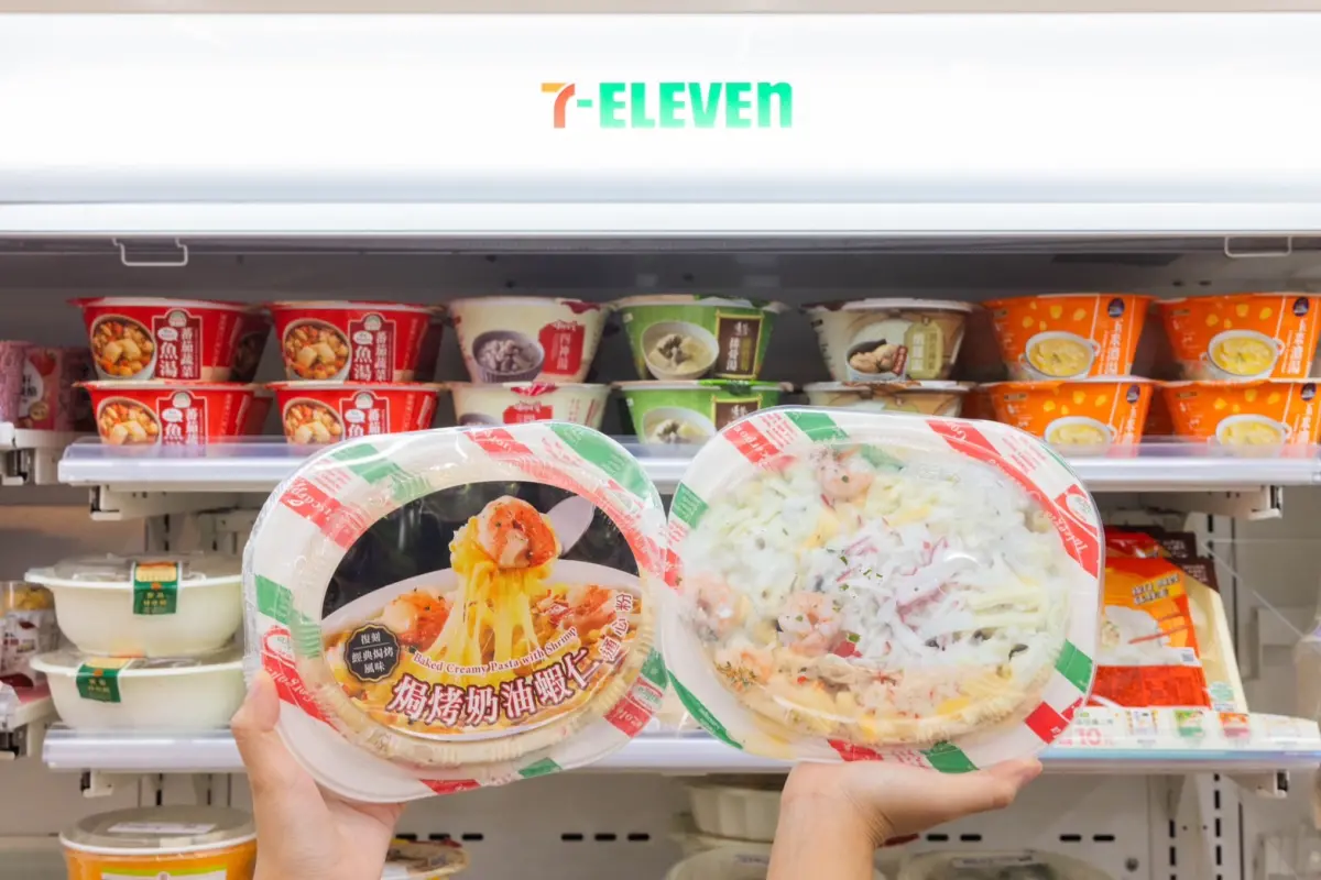 ▲7-11即起宣布四大經典美食回歸，其中包括超夯的「焗烤奶油蝦仁通心粉」。（圖／7-11提供）