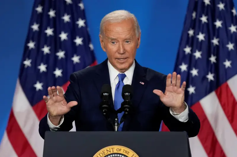 ▲美國總統拜登（Joe Biden）的個人記者會，於台灣時間12日上午登場，卻被外媒抓包再次口誤。（圖／美聯社／達志影像）