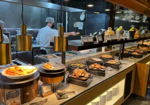 欣葉、漢來海港輸了!「公認CP值最高buffet」是它:698元飽到吐