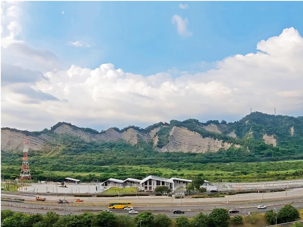 ▲國道6號東草屯休息站明日起啟用。（圖/交通部提供）