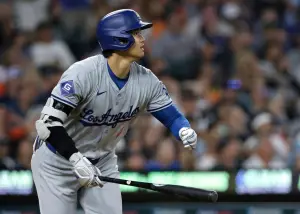 大谷賽後透露,「球隊在連敗中,所以這場勝利很重要,特別是這是系列賽首場,所以也是難得,想說分數一定要打回來,今天牛棚表現很好,也幫助我們拿下勝利。」(圖/美聯社/達志影像) ▲大谷賽後透露,「球隊在連敗中,所以這場勝利很重要,特別是這是系列賽首場,所以也是難得,想說分數一定要打回來,今天牛棚表現很好,也幫助我們拿下勝利。」(圖/美聯社/達志影像)