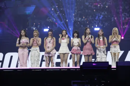 直擊/KBS音樂節目高雄錄影!K-POP最年輕女團UNIS「超火辣開唱」