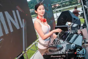 ▲韓國正妹DJ HANINI，在S2O Taiwan的WATERBOOM舞台登場。（圖／S2O Taiwan）