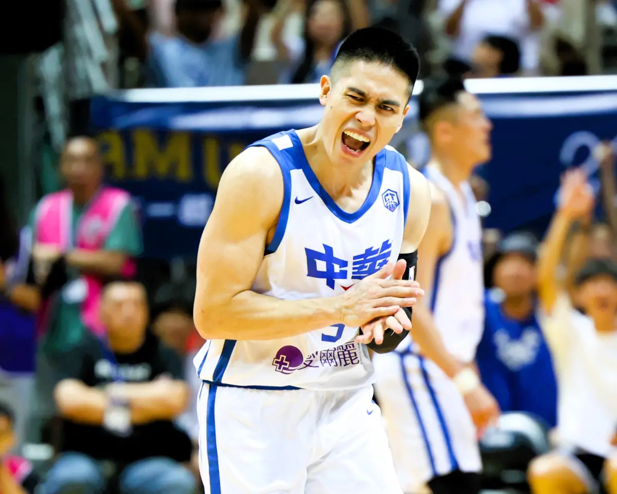 ▲瓊斯盃國際籃球邀請賽中華藍大勝烏克蘭，當家後衛陳盈駿提前五犯畢業。（圖／籃協提供）