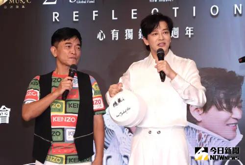 ▲吳宗憲替陳曉東記者會站台,突然失控轟大巨蛋,還罵「市政府腦袋有問題」。(圖/記者朱永強攝影) ▲吳宗憲替陳曉東記者會站台,突然失控轟大巨蛋,還罵「市政府腦袋有問題」。(圖/記者朱永強攝影)