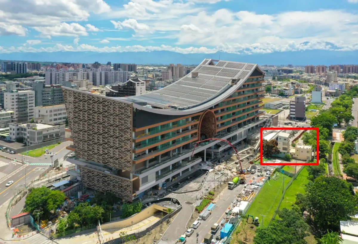 ▲高市地政局規劃多項安置配套照顧措施，盼牴觸戶（紅框處）能基於公眾利益配合搬遷。（圖／高市府地政局提供）