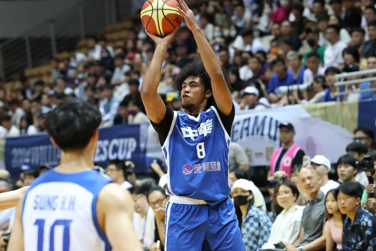 ▲中華藍隊在多名主力缺陣的情況下，靠著賀丹攻下21分，最終以82：77驚險贏得勝利，取得瓊斯盃第4勝。（圖／中華籃協提供）